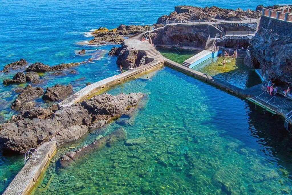 Primera Linea En Piscinas Naturales. Barlovento Exteriér fotografie